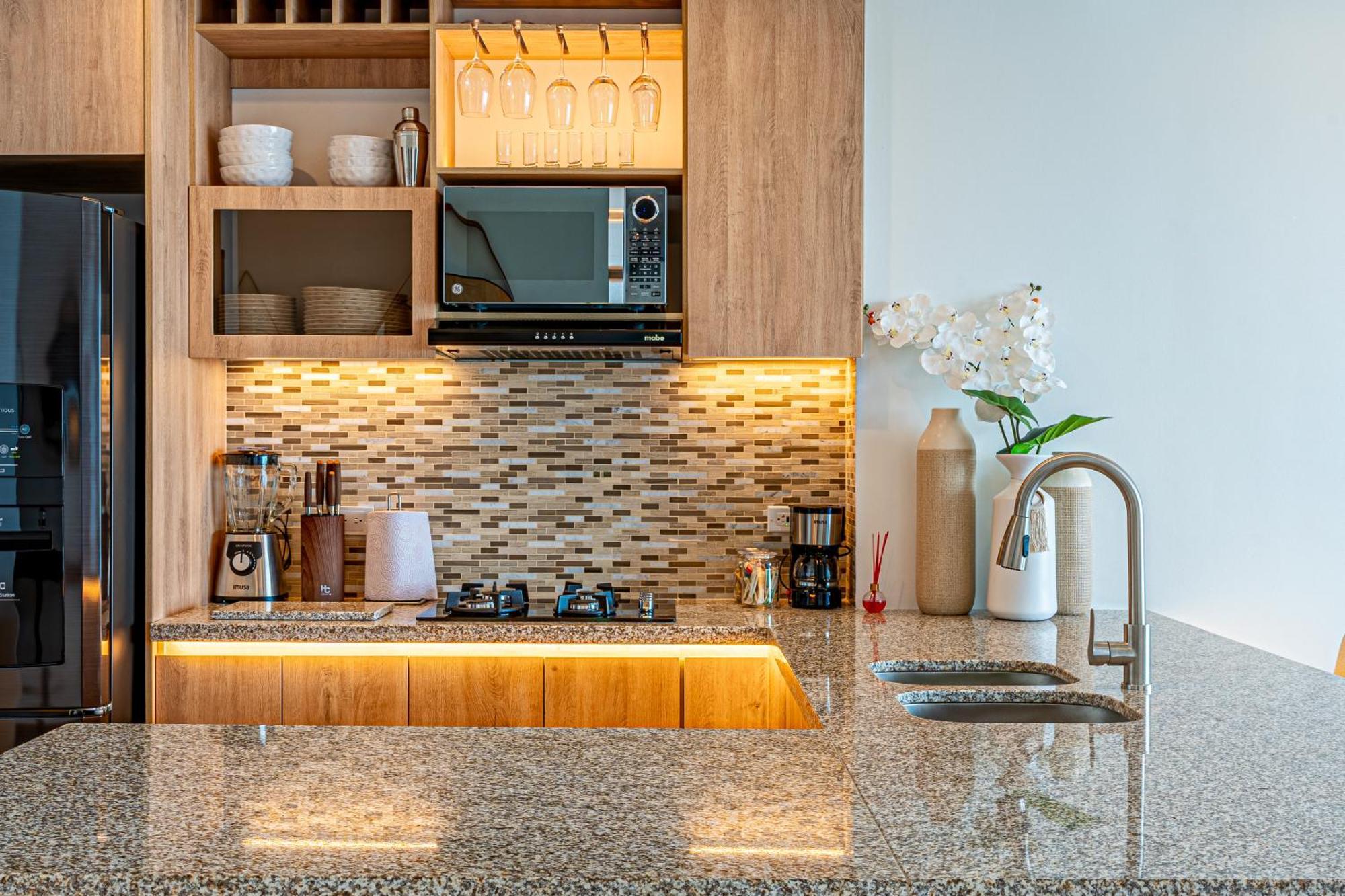 Apartment Dreams *